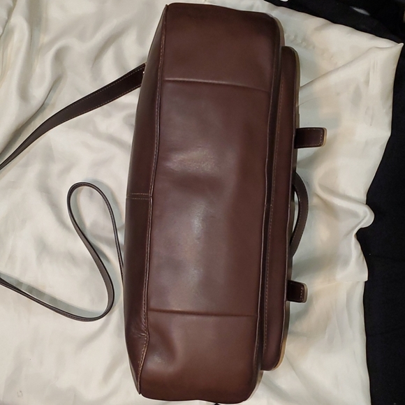 Coach Ladies Leather Handbag - Picture 9 of 16